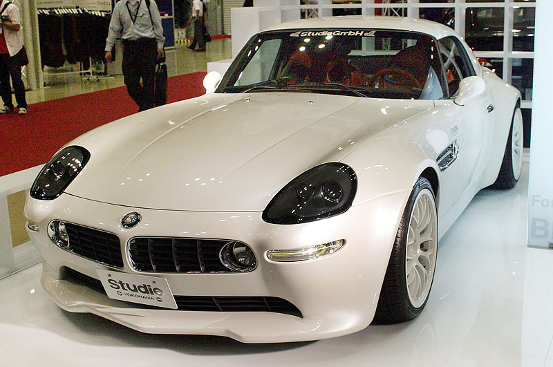 Other parts used on 'Bob's' car are AC Schnitzer Sport Mirrors, Brembos all round, and Porsche GT3 Clubsport seats. (YBS 06.04)